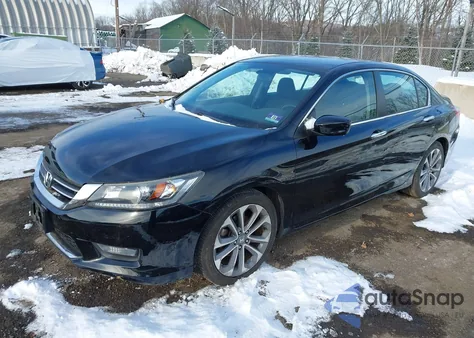 2015 Honda Accord Sport z USA, uszkodzony, nr VIN 1HGCR2E57FA216712
